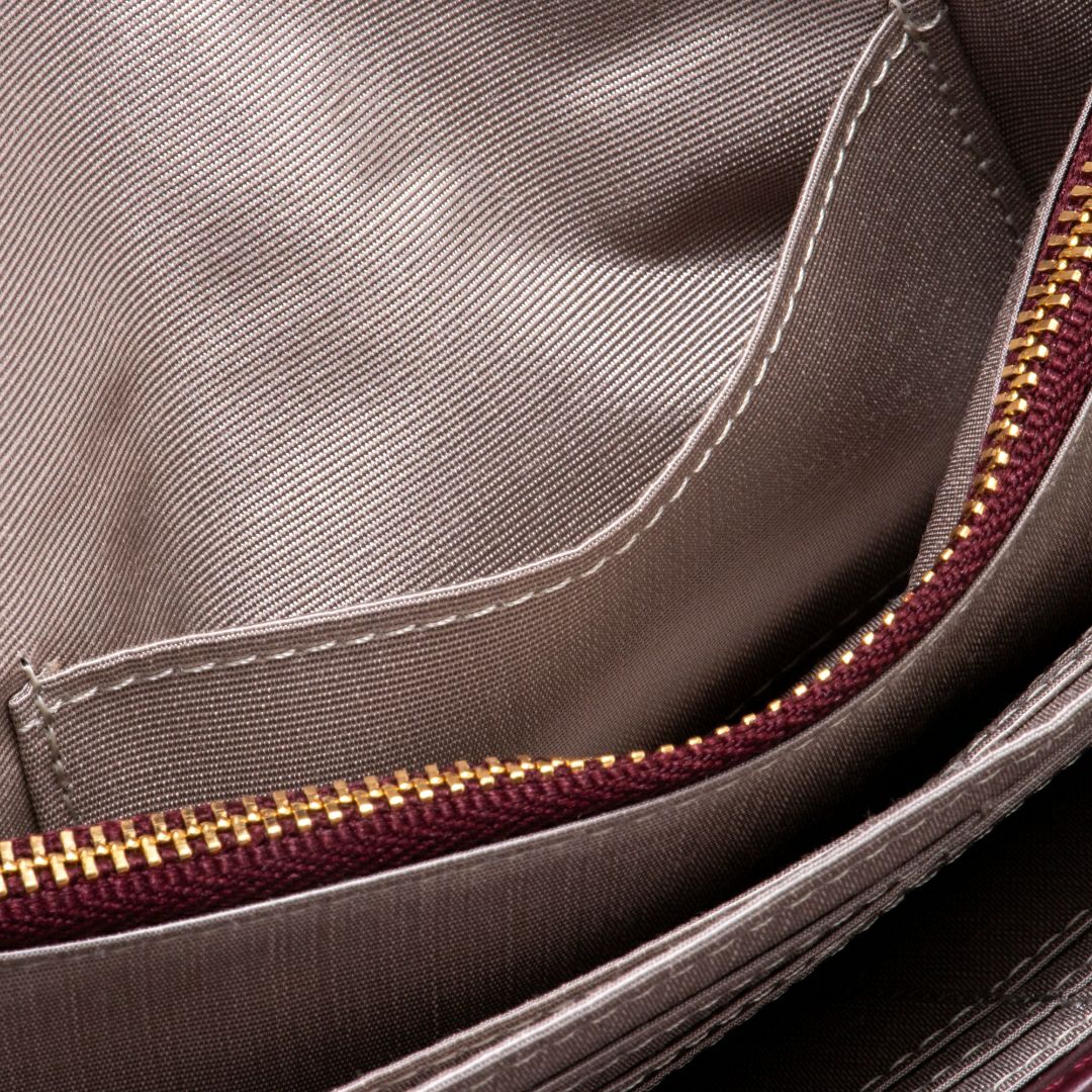 U by ungaro ピエッツ ダブルファスナー長財布