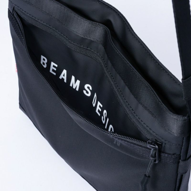 BEAMS DESIGN ELASTIC MESH ショルダーバッグ【BMMH0BS1】