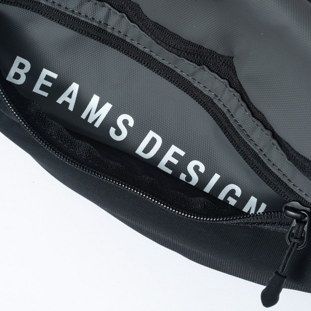 BEAMS DESIGN ELASTIC MESH ボディバッグ【BMMH0BS2】 グレー