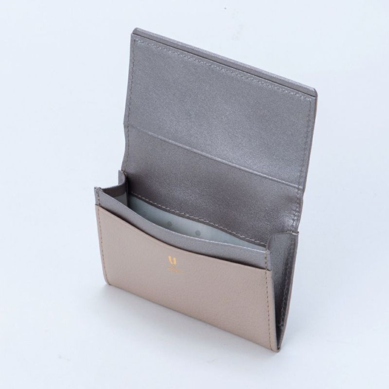 U by ungaro ソフィア 名刺入れ アイボリー