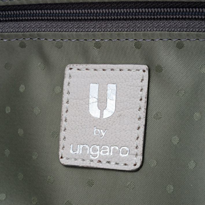 U by ungaro シェーブル トート