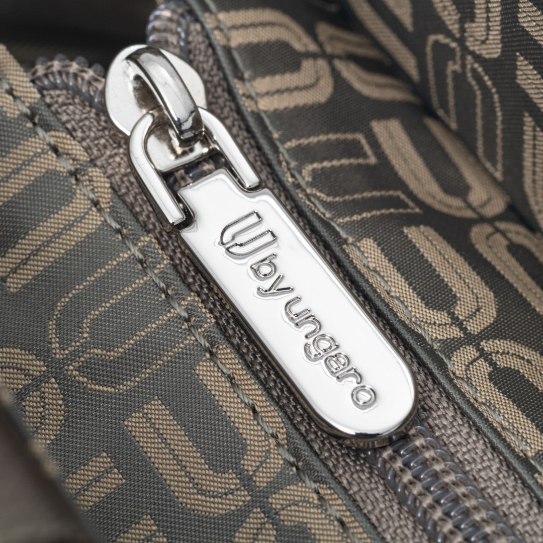 U by ungaro フランシーヌ 2WAYトート(B)