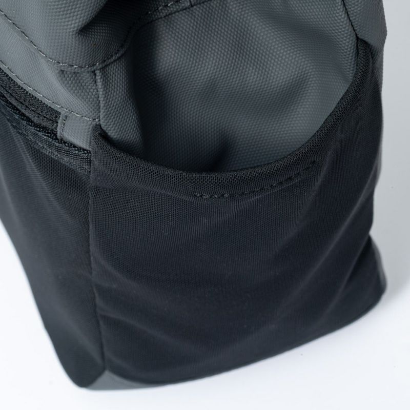 BEAMS DESIGN ELASTIC MESH 2WAYトートバッグ グレー