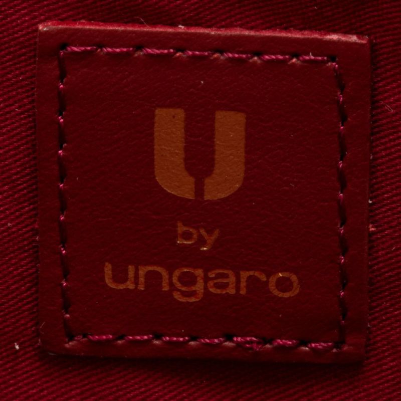 U by ungaro リール ラウンドファスナー長財布