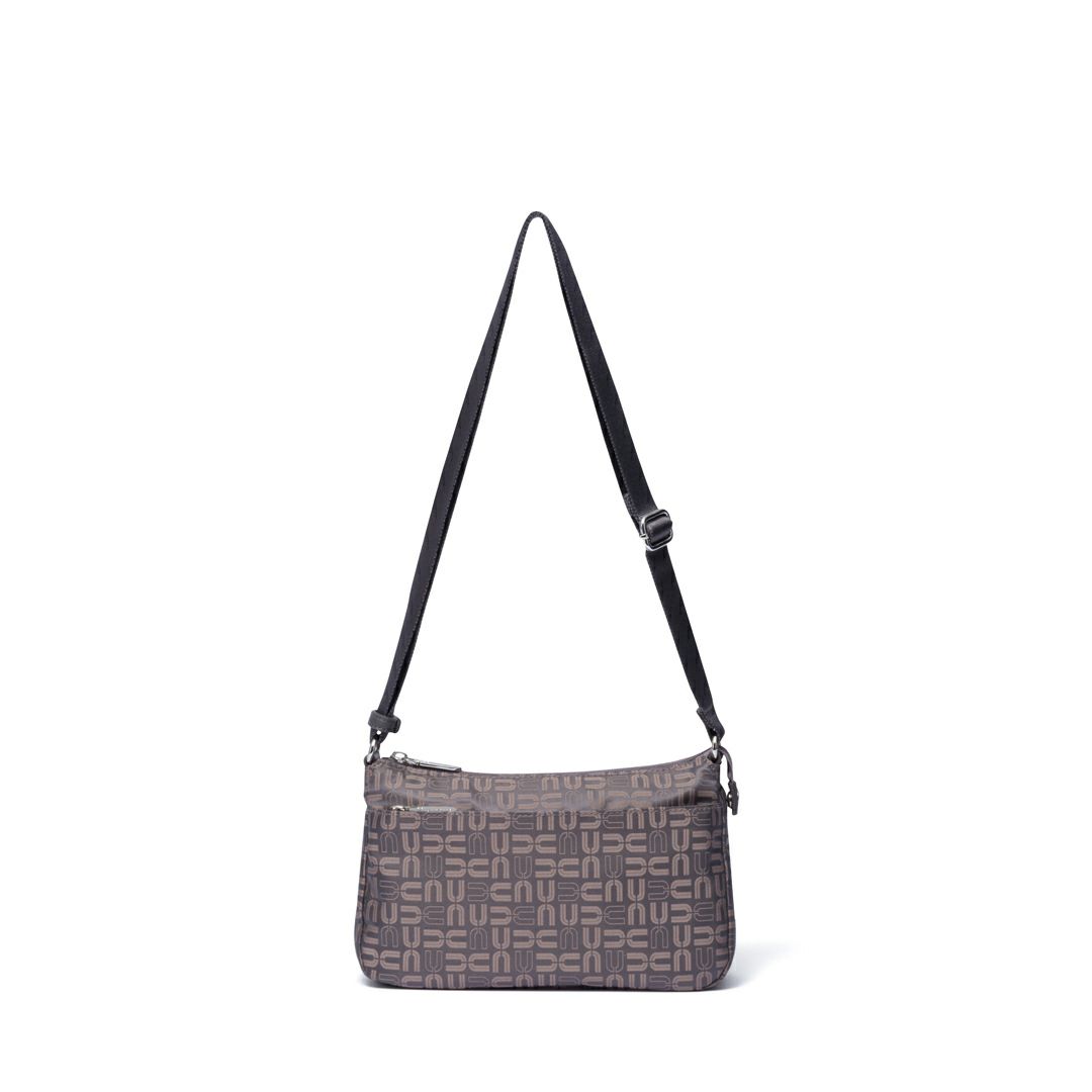 U by ungaro フランシーヌ ポシェット 商品｜THE BAGMANIA