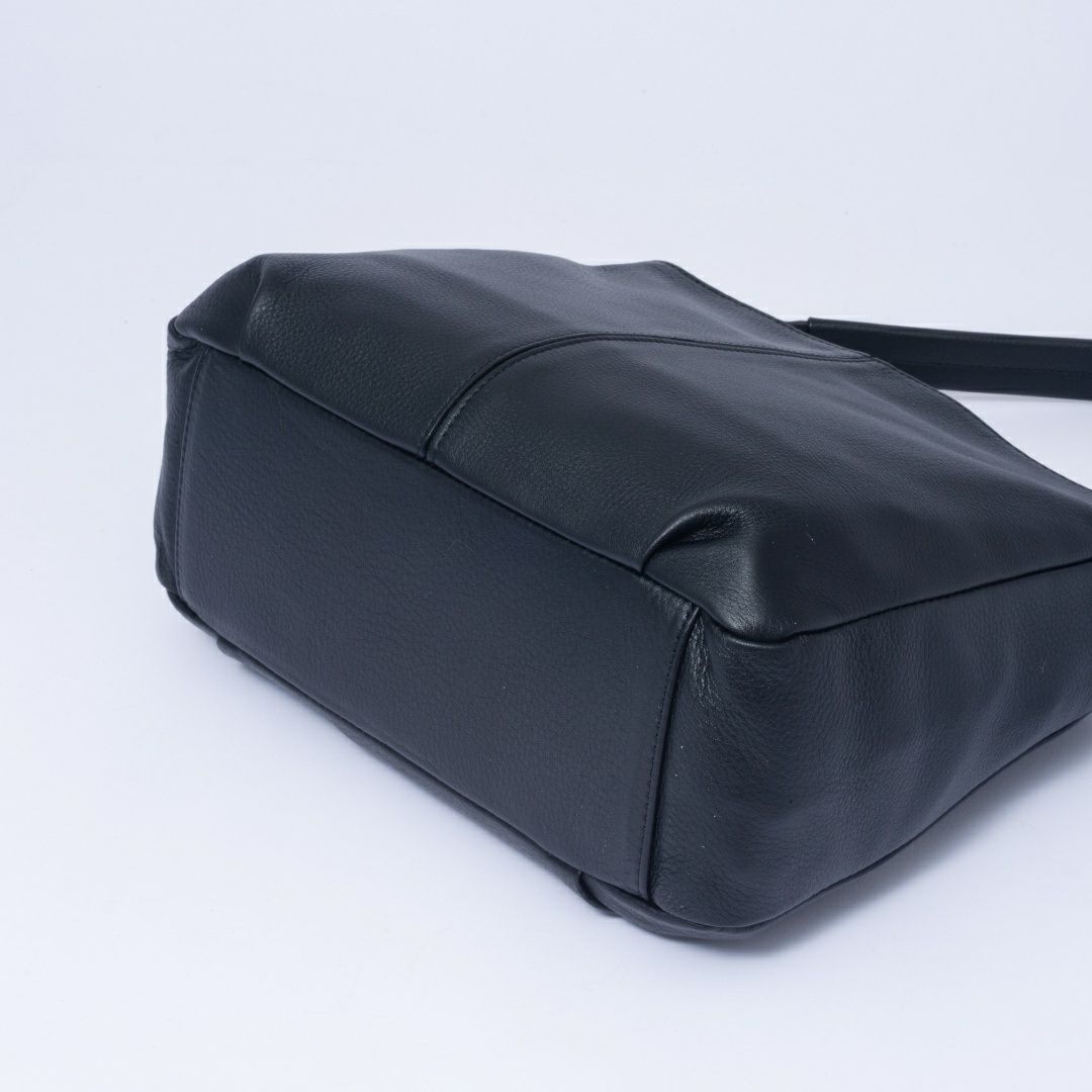  U by ungaro ヴェール 2WAYショルダー ブラック