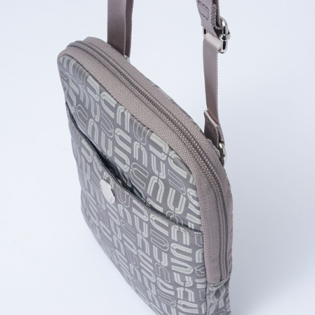 U by ungaro フランシーヌ スマホショルダー