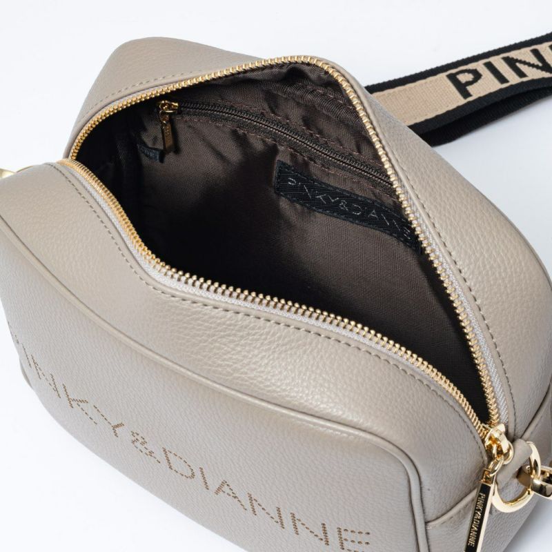 PINKY&DIANNE モデレイト ショルダー