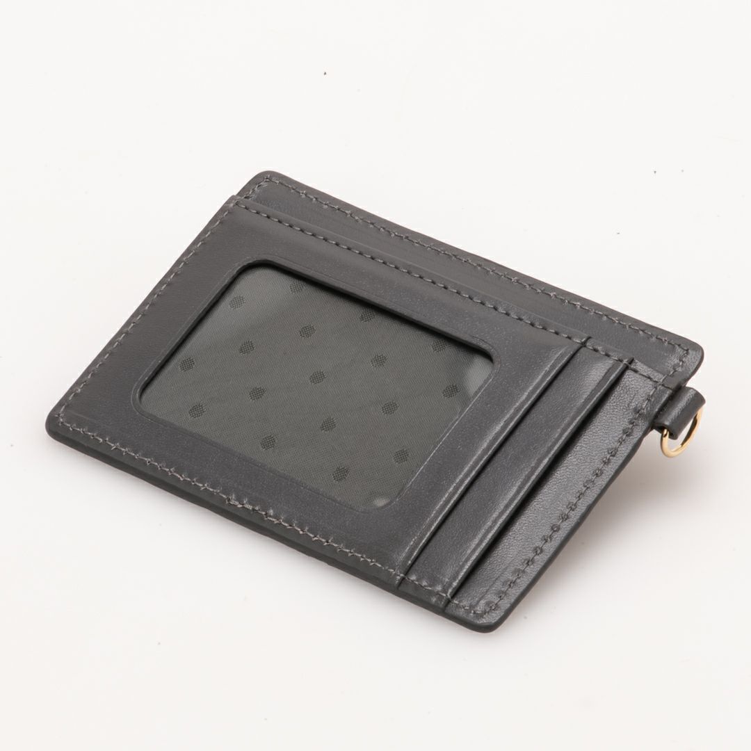 U by ungaro オデット パスケース