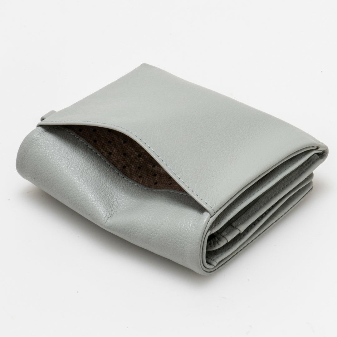 JILL STUART エンジェル BOX折り財布 アイスブルー