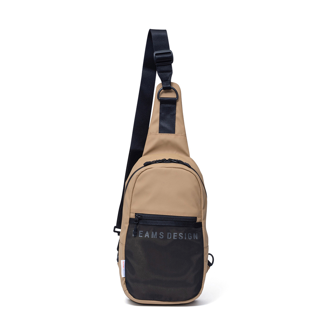 BEAMS DESIGN ELASTIC MESH ボディバッグ【BMMH0BS4】 ネイビー