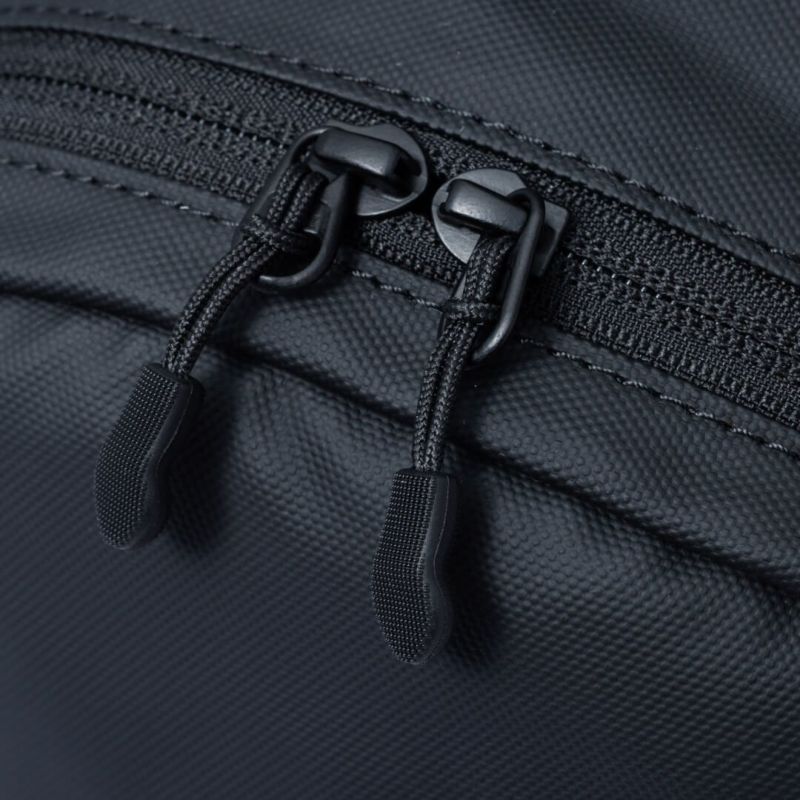 BEAMS DESIGN ELASTIC MESH ボディバッグ【BMMH0BS4】 ブラック