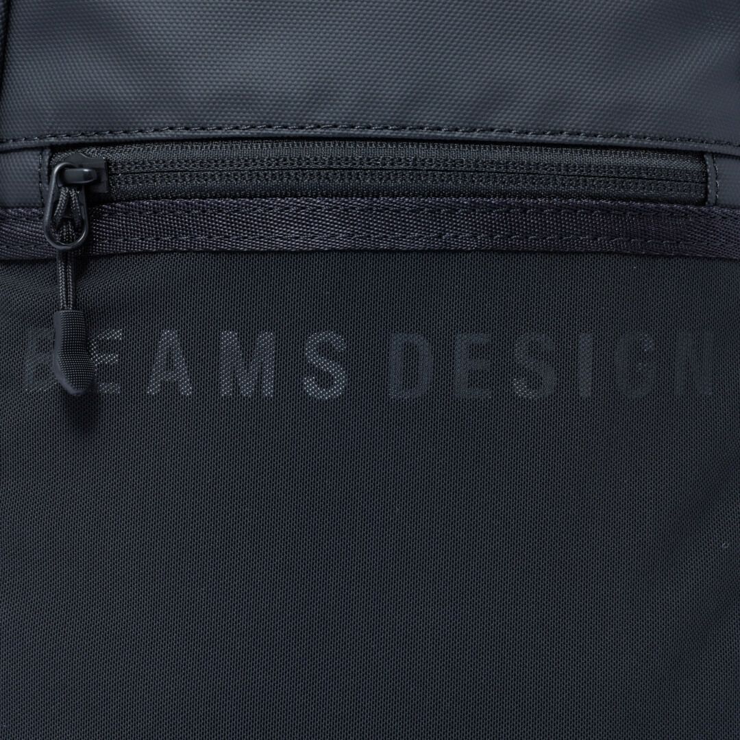 BEAMS DESIGN ELASTIC MESH ボディバッグ【BMMH0BS4】 ブラック
