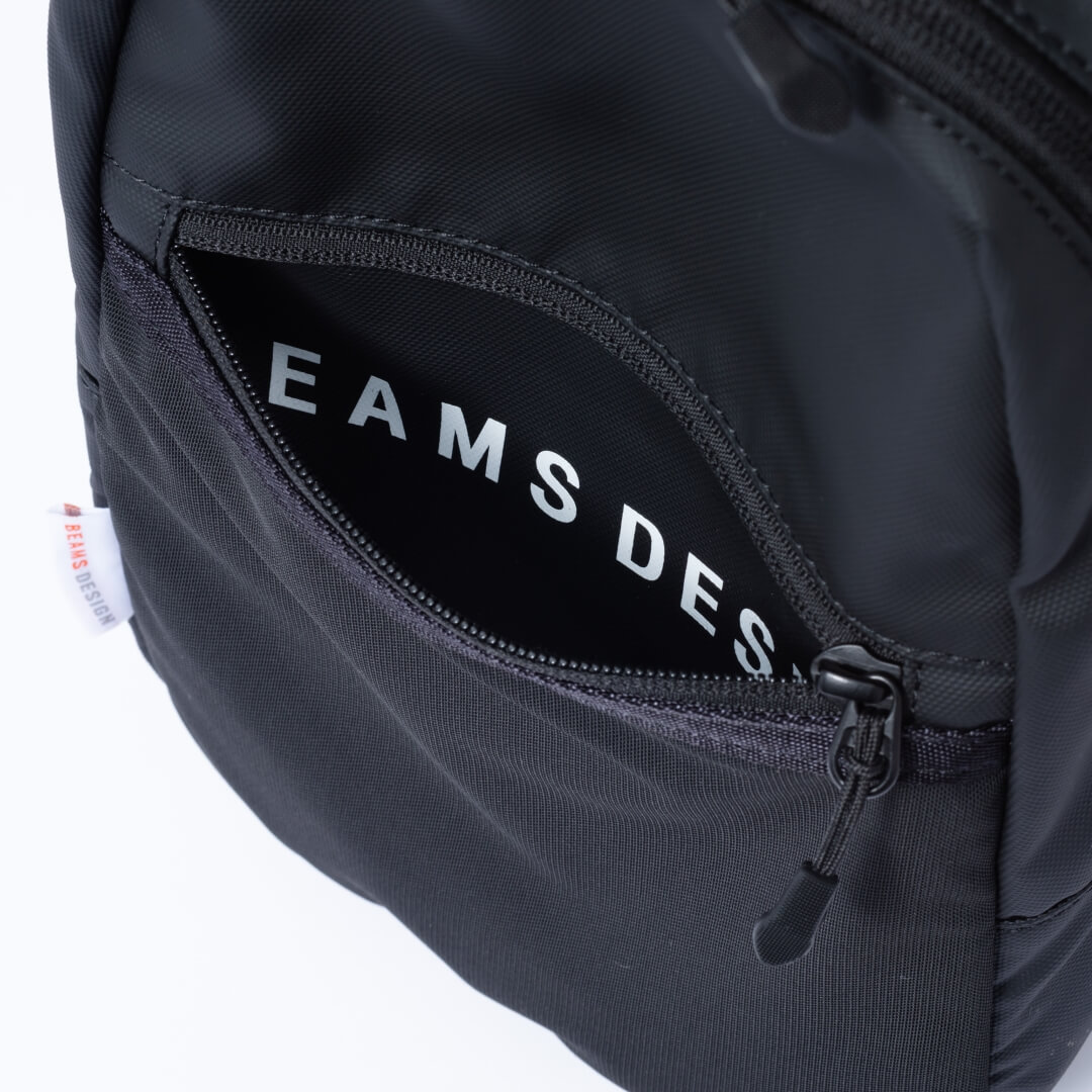 BEAMS DESIGN ELASTIC MESH ボディバッグ【BMMH0BS4】 ブラック