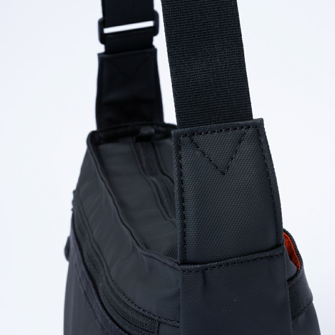 BEAMS DESIGN ELASTIC MESH ショルダーバッグ【BMMH0BS6】ビームス デザイン］