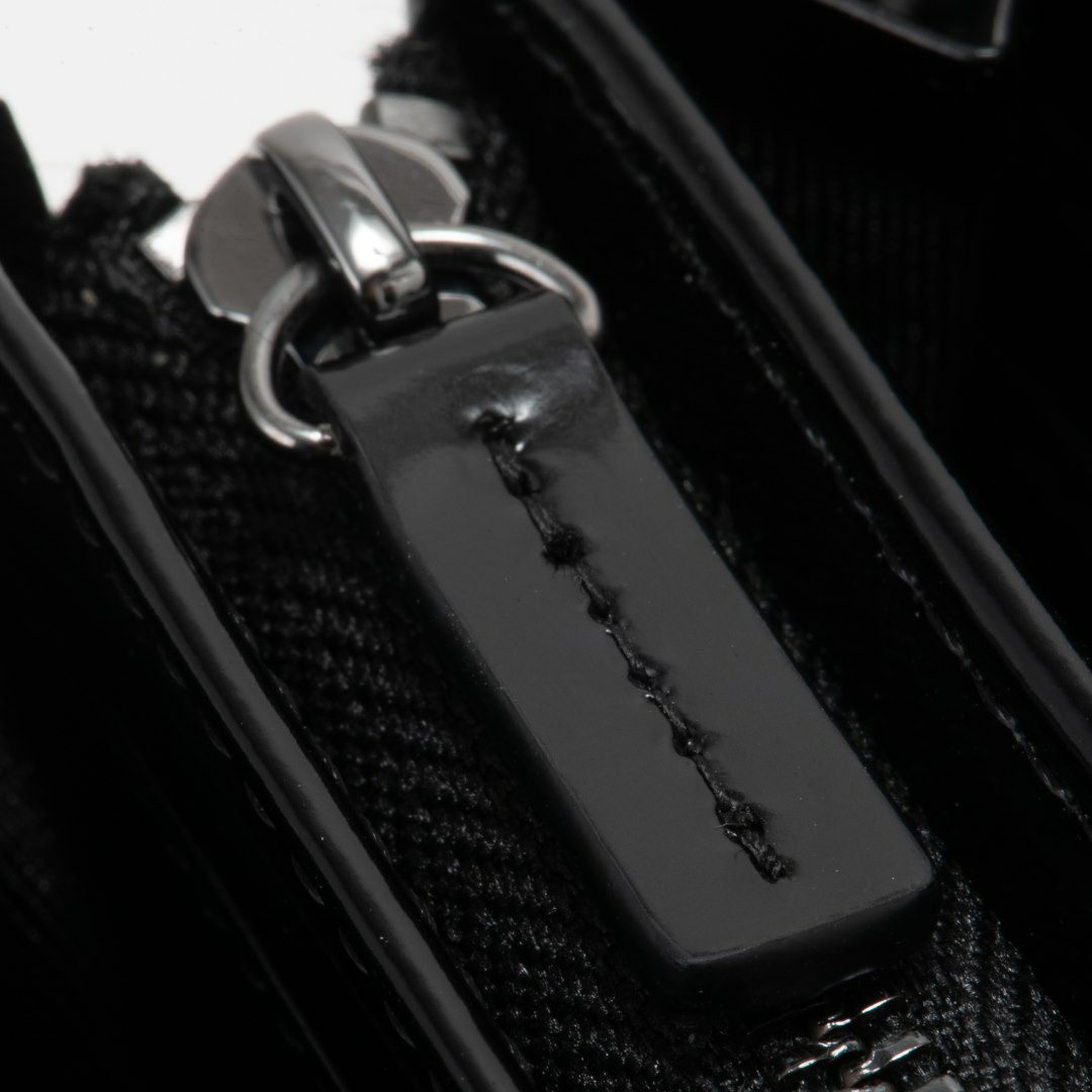 PATRICK COX KINGS EMBOSS LEATHER ラウンドファスナー長財布