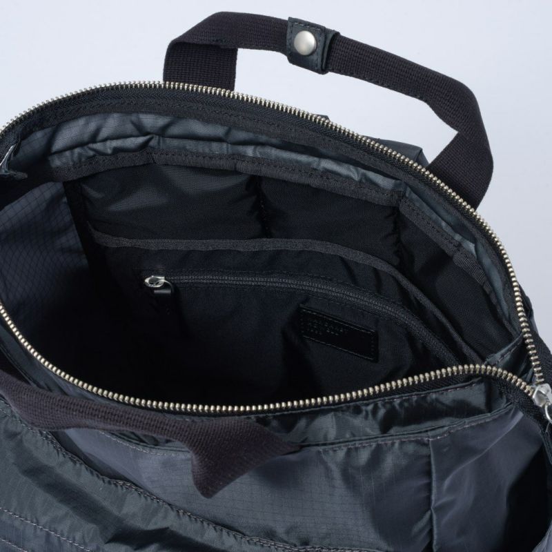 MARGARET HOWELL idea ウエンデル 2WAYリュック 商品｜THE BAGMANIA
