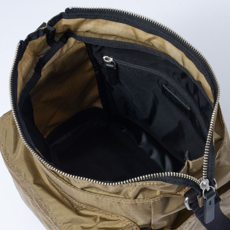 MARGARET HOWELL idea ウエンデル ショルダー 商品｜THE BAGMANIA