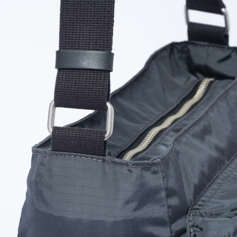 MARGARET HOWELL idea ウエンデル ショルダー 商品｜THE BAGMANIA