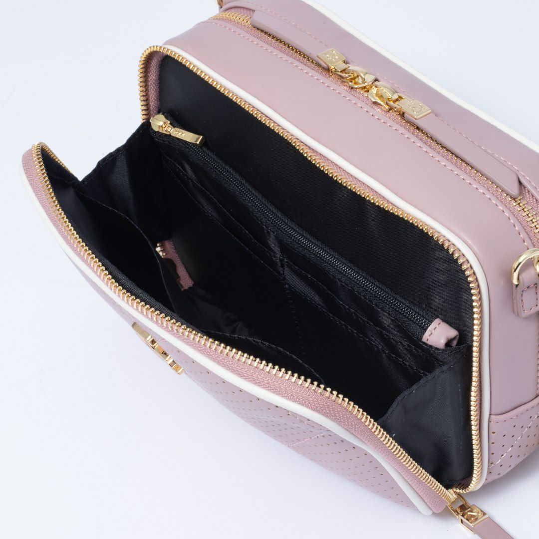 PINKY&DIANNE インターセクト ポシェット