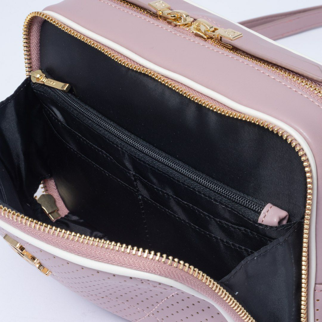 セール】PINKY&DIANNE インターセクト ポシェット 商品｜THE BAGMANIA
