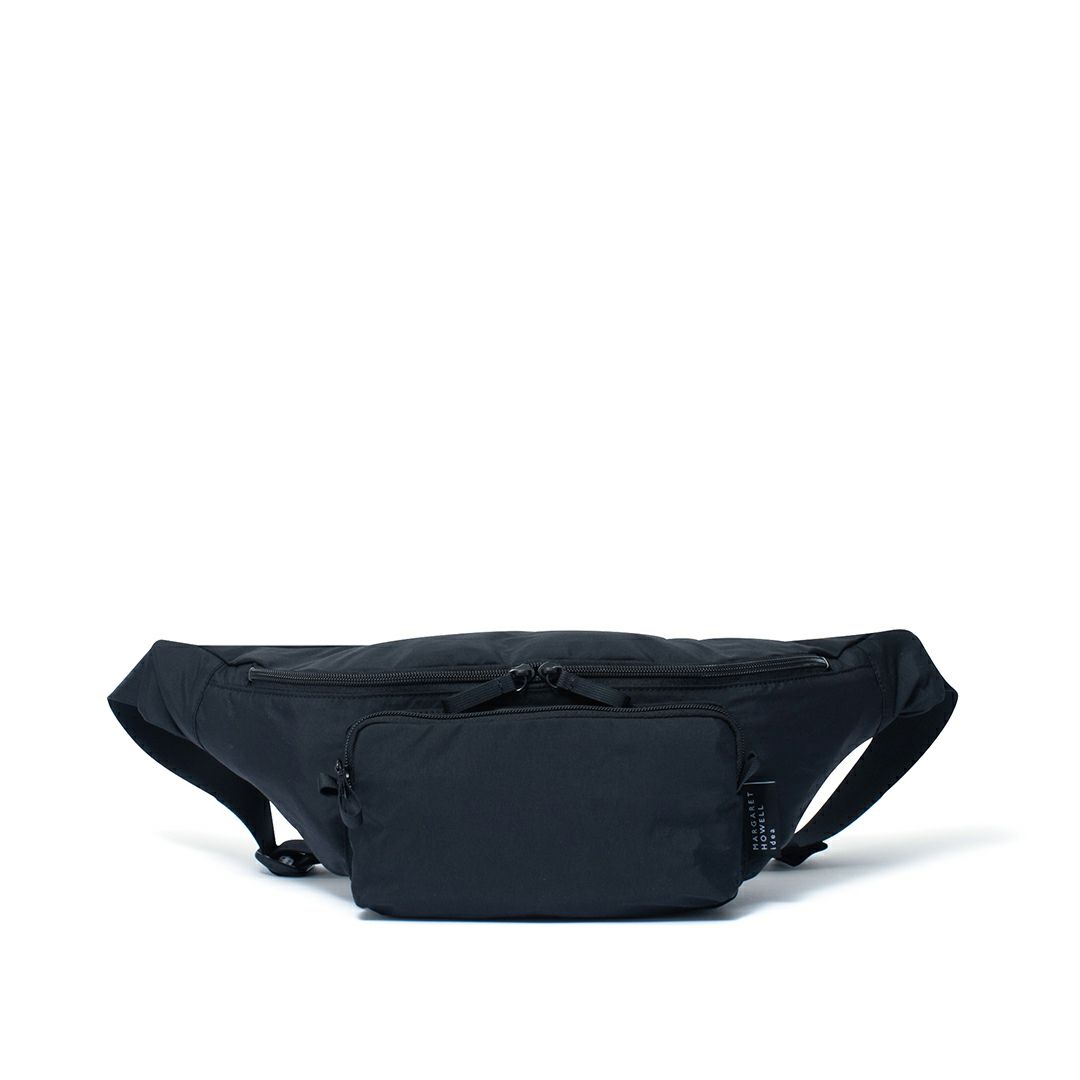 MARGARET HOWELL idea ヴィンテージライク ボディバッグ ブラック