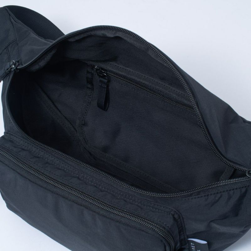 MARGARET HOWELL idea ヴィンテージライク ボディバッグ