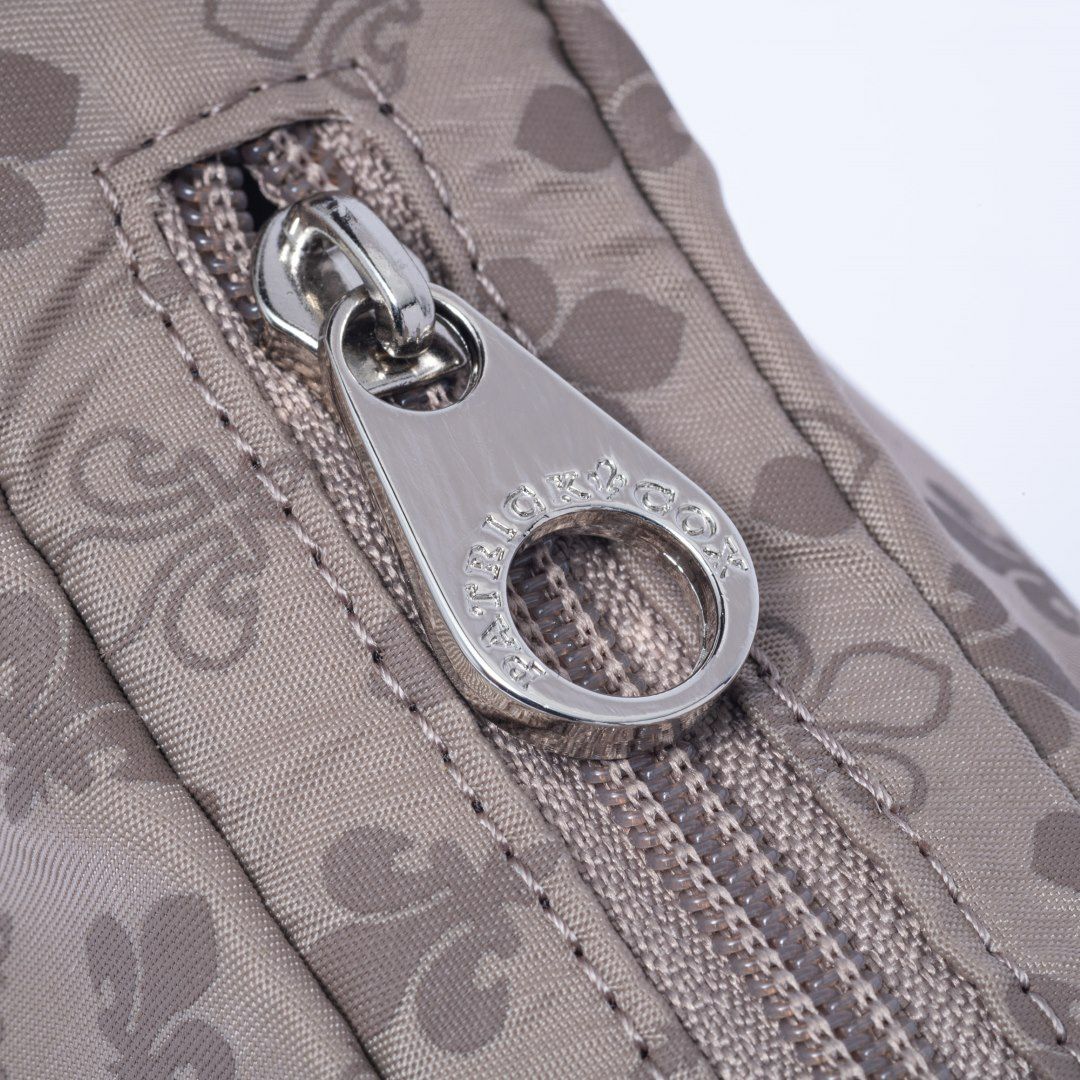 セール】PATRICK COX スムージー ラウンドショルダー 商品｜THE BAGMANIA