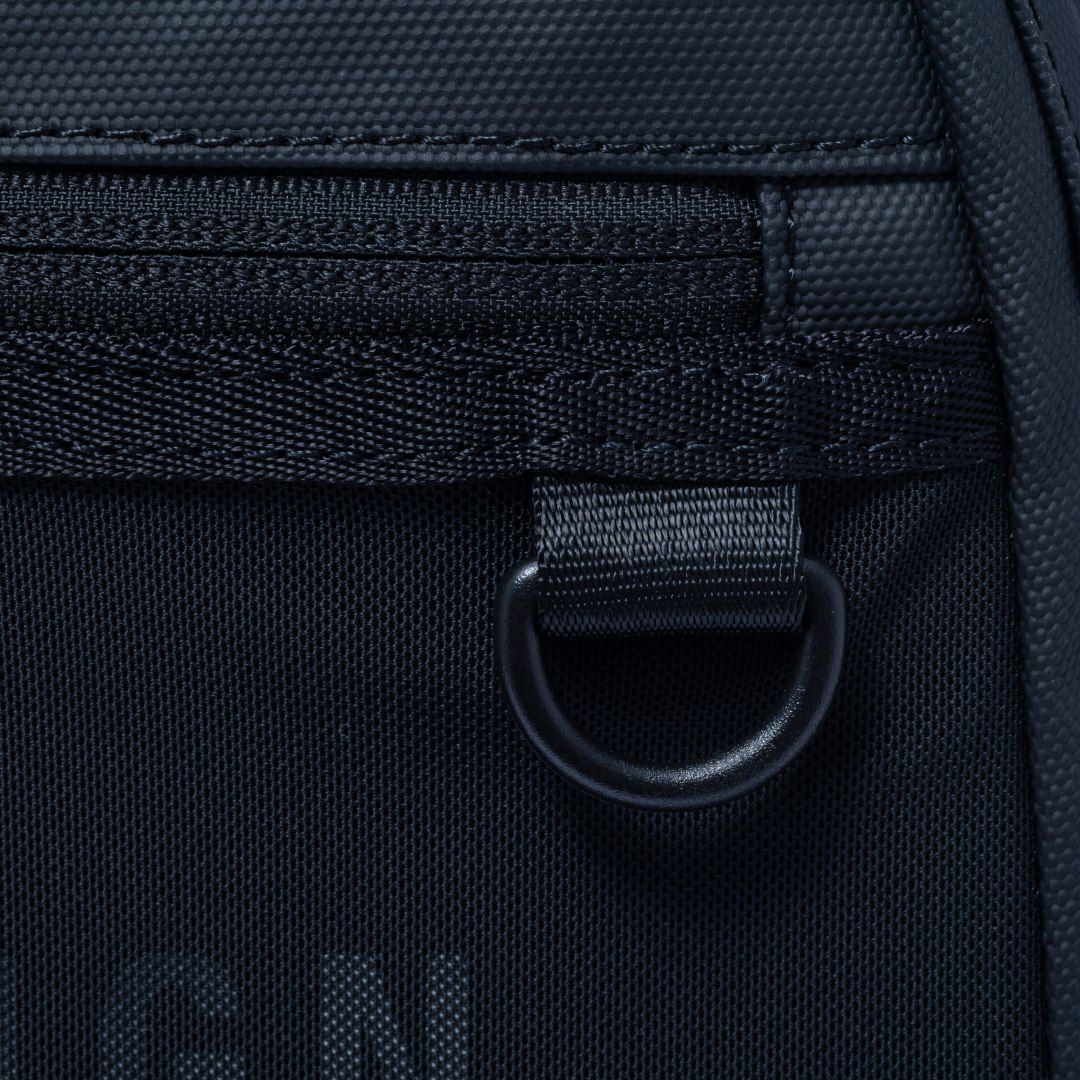 BEAMS DESIGN ELASTIC MESH バックパック【BMMH0BR6】 ブラック