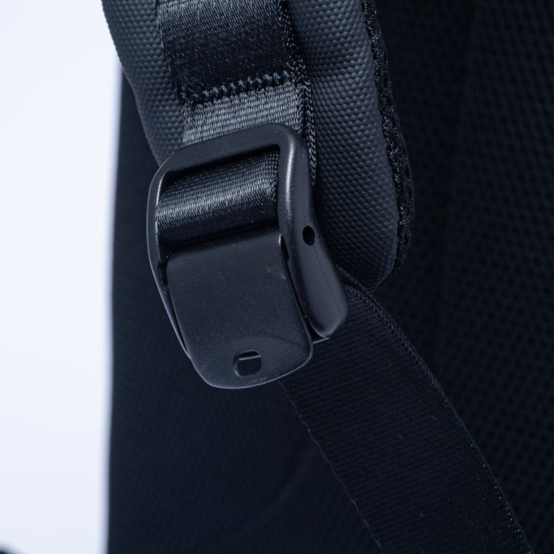 BEAMS DESIGN ELASTIC MESH バックパック【BMMH0BR6】 ブラック