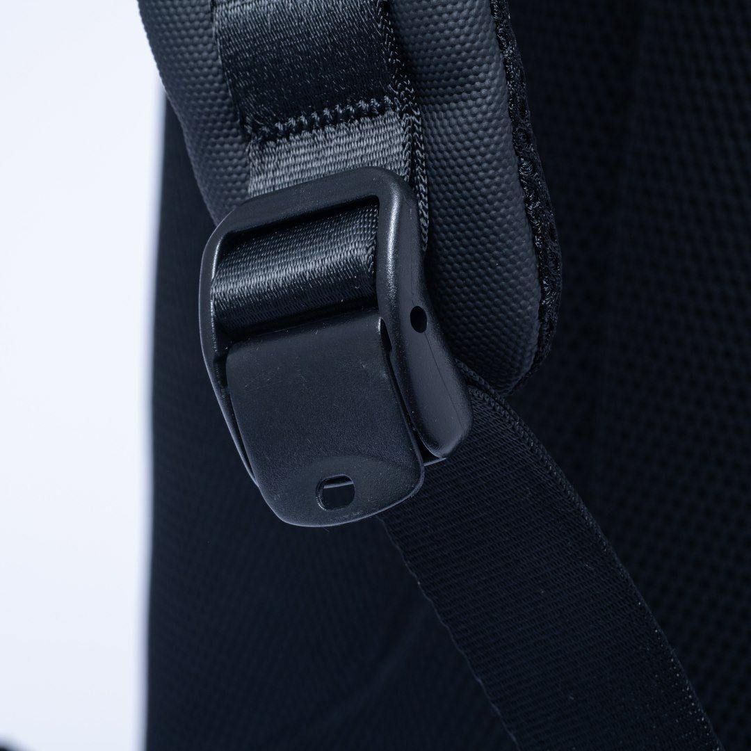 BEAMS DESIGN ELASTIC MESH バックパック【BMMH0BR6】 ブラック