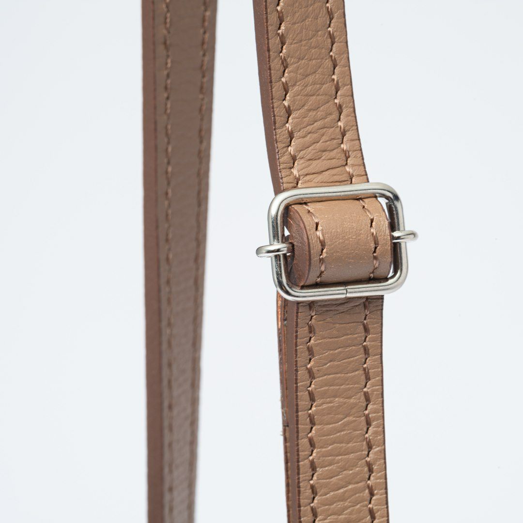 U by ungaro レイモンド スマホショルダー