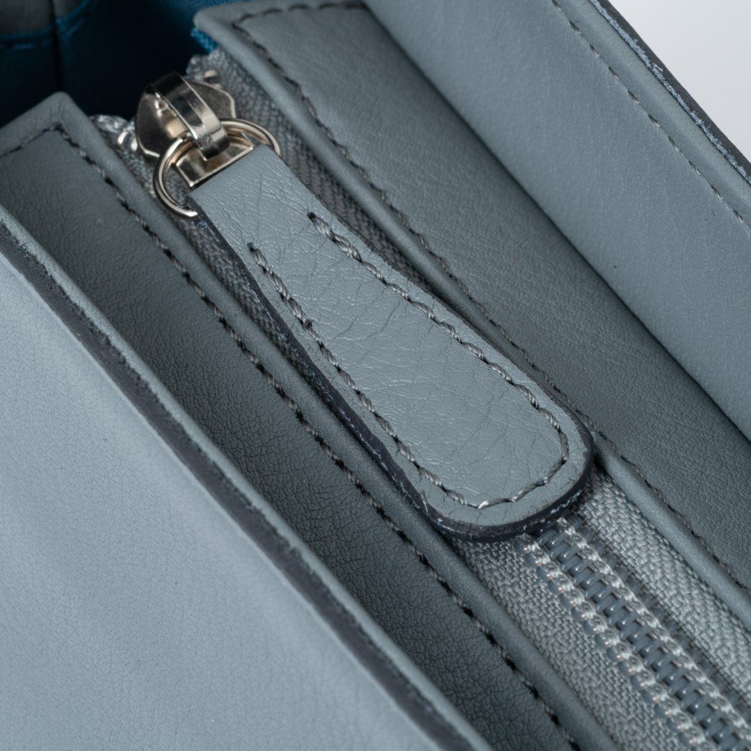 U by ungaro ヴェール ショルダー(M) ブルーグレー