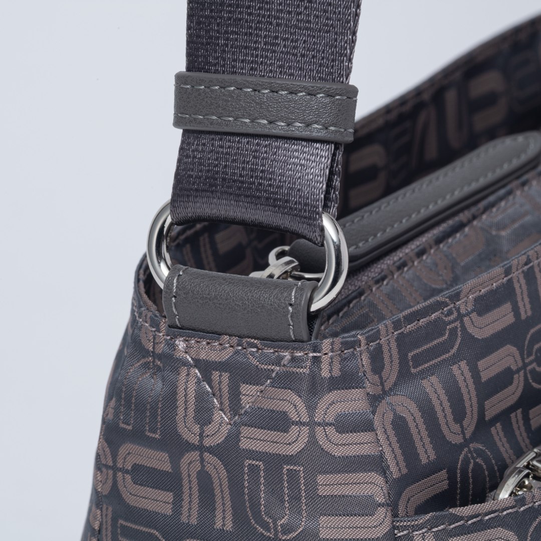 U by ungaro フランシーヌ 横型ショルダー(B)