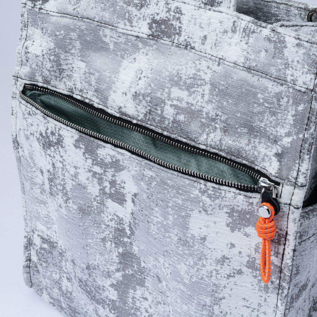 MANIUNO NOVATEX 縦型スクエアトートバッグ【MUMH4CT4】 ホワイト