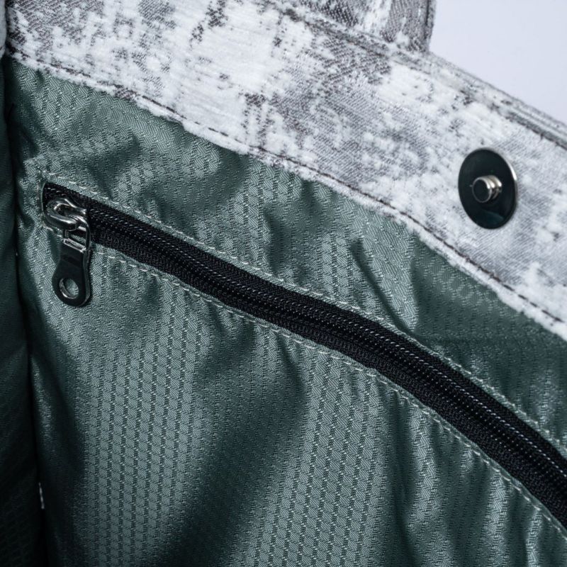 MANIUNO NOVATEX 縦型スクエアトートバッグ【MUMH4CT4】 ホワイト