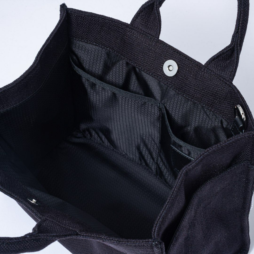 MANIUNO NOVATEX スクエアミニトート(M)【MUMH4CM1】 ブラックB