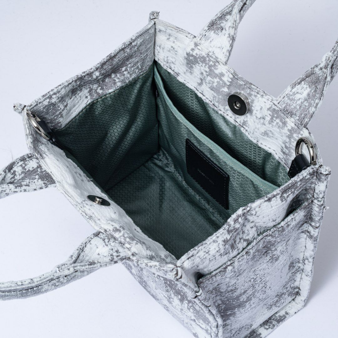 MANIUNO NOVATEX スクエアミニトート(S)【MUMH4CM2】 ホワイト