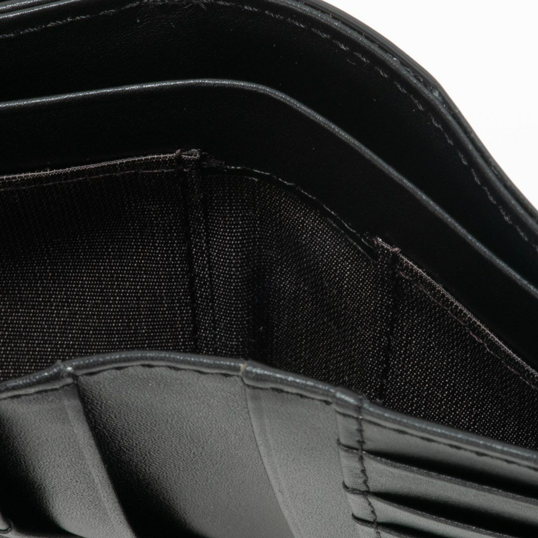 【11/28(木)発売 GLOW1月号掲載】PATRICK COX グリッターリリー L字ファスナー折り財布