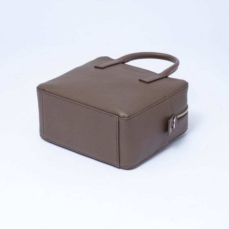 MARGARET HOWELL idea セーブル 2WAYボストン 商品｜THE BAGMANIA