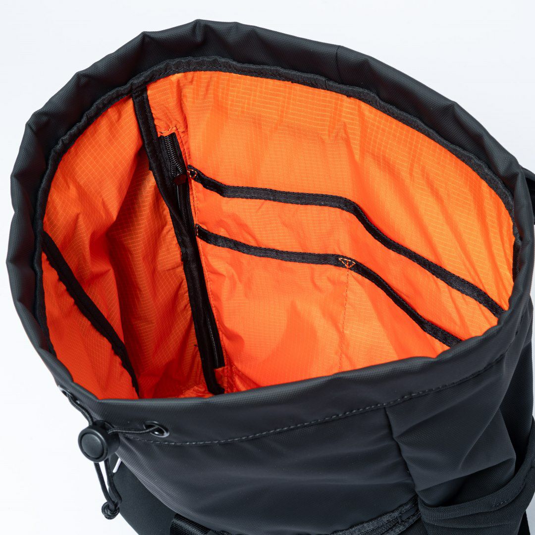 BEAMS DESIGN ELASTIC MESH バックパック【BMMH0BR7】