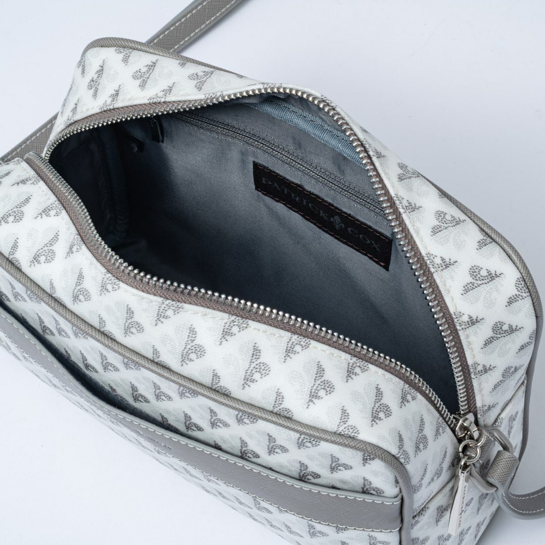 PATRICK COXカラフルメゾン ショルダー ホワイト