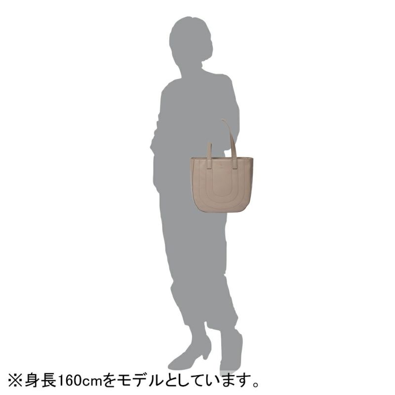 ungaro paris ハンドバッグ Emanuel Ungaro ungaro ウンガロ ゴールドチェーン カーフレザー