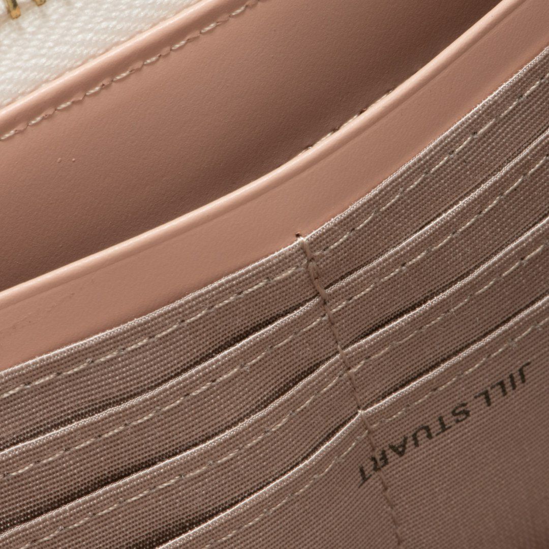 JILL STUART ミスティ ラウンドファスナー長財布 ホワイト