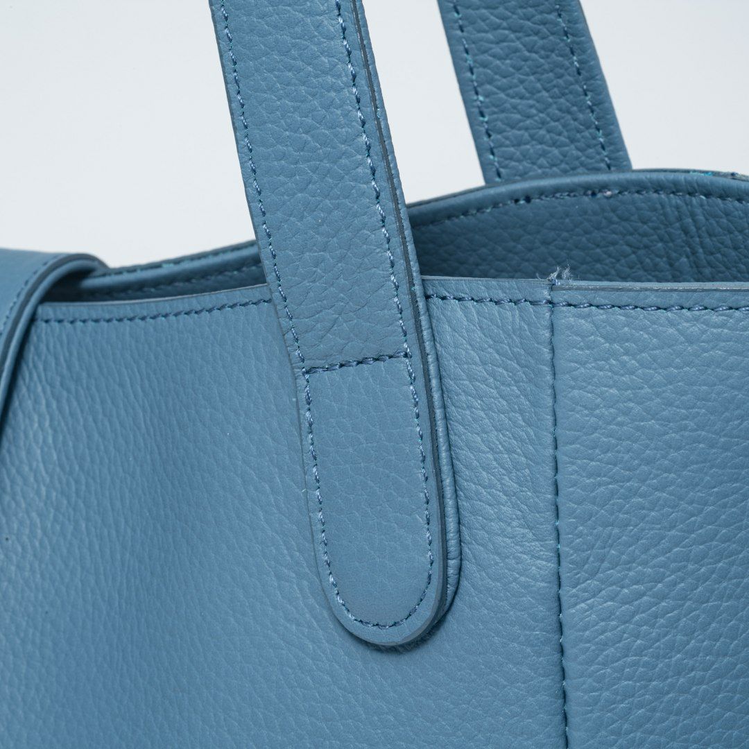  U by ungaro ドォックス トート ブルー