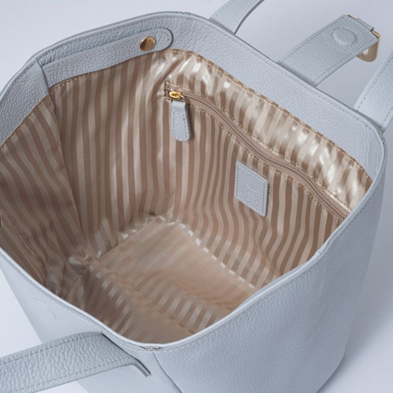  U by ungaro ドォックス ハンド ホワイト