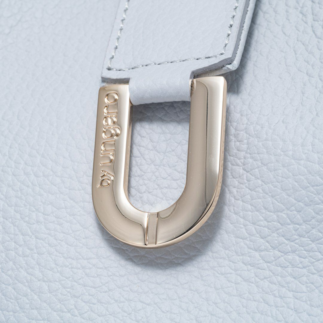  U by ungaro ドォックス ハンド ホワイト