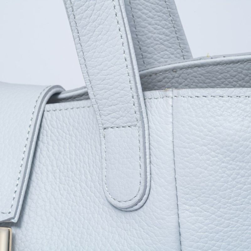  U by ungaro ドォックス ハンド ホワイト