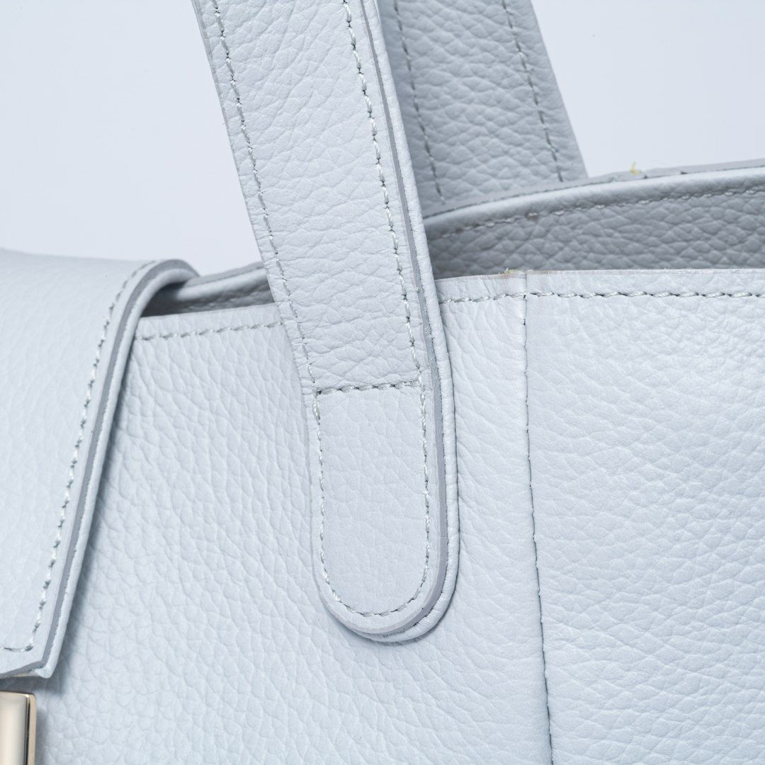  U by ungaro ドォックス ハンド ホワイト