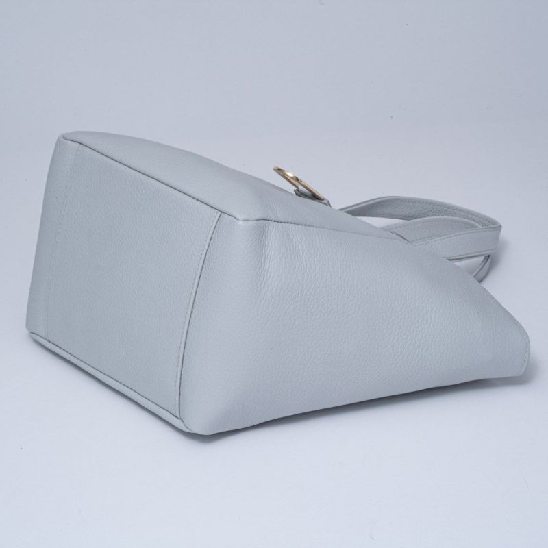  U by ungaro ドォックス ハンド ホワイト